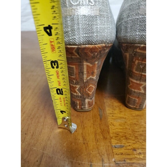 Toms Emma Cork Wedge Heel Open Toe Shoes Gray Top Beige Orange Red Size 8.5 W - Picture 7 of 7